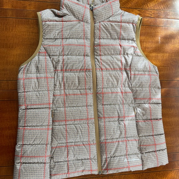 Eddie Bauer Jackets & Blazers - EDDIE BAUER Vest brown plaid EB650 Down Puffer Lightweight Quilted Size XL